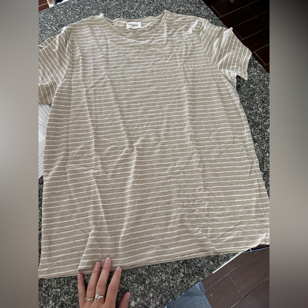 October Editions (Sézane) Men’s linen tee, XL